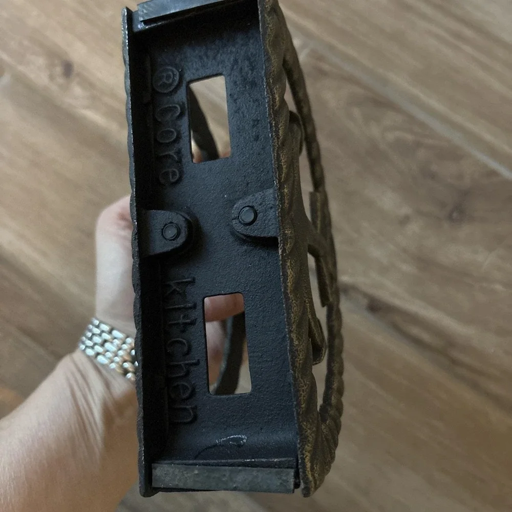 A Core‎ Kitchen Anchor Napkin/Letter Holder In Nautical Black Cast Iron